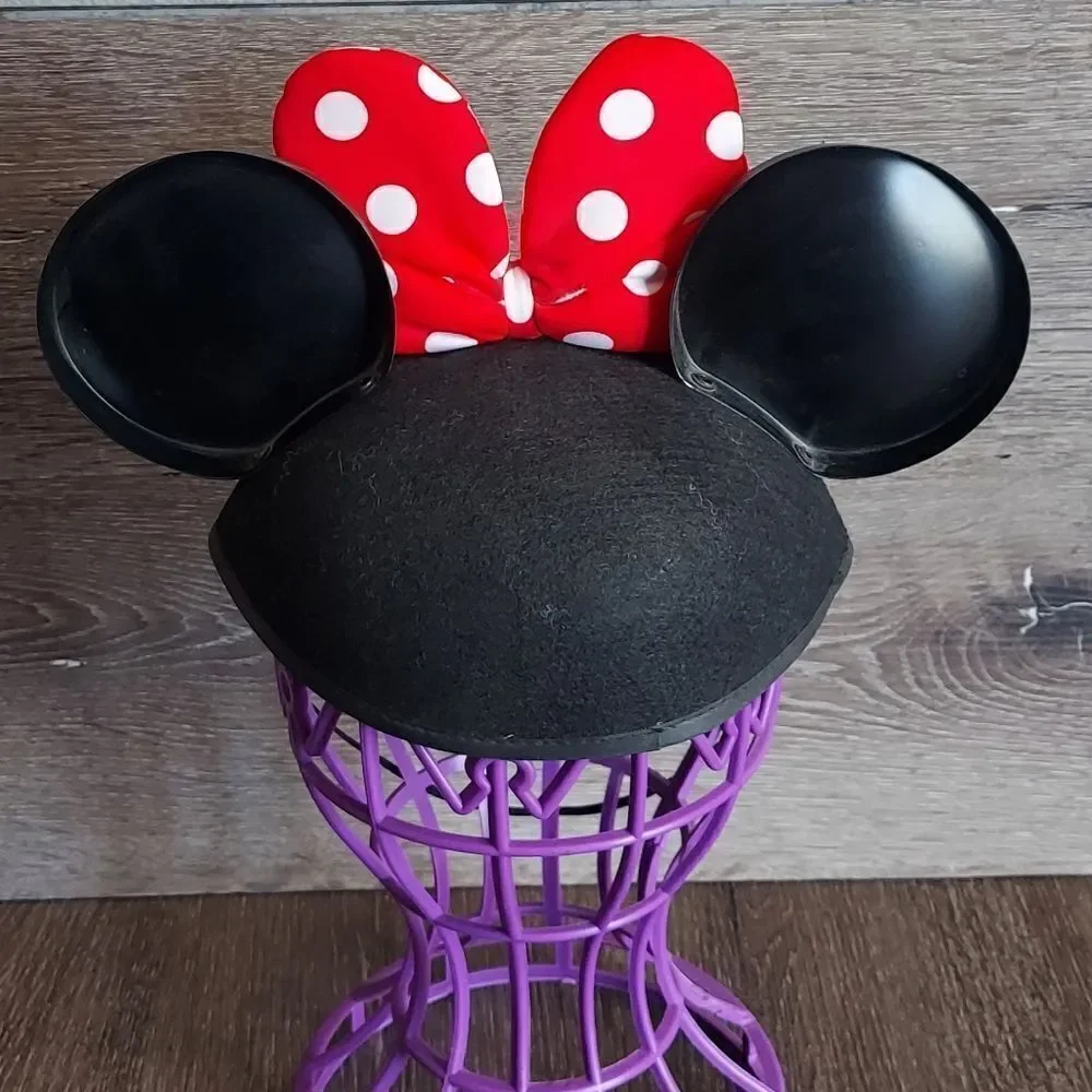 Disney Minnie Mouse YOUTH SIZE Ears Hat W/ Red Polka Dot Bow
